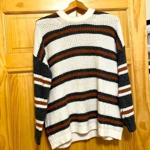 AMERICAN EAGLE COZY SWEATER